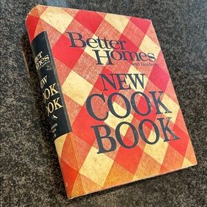 Vintage Better Homes and Gardens  “New Cook Book” 1968